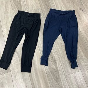 Bundle of 2 Athleta Salutation Joggers